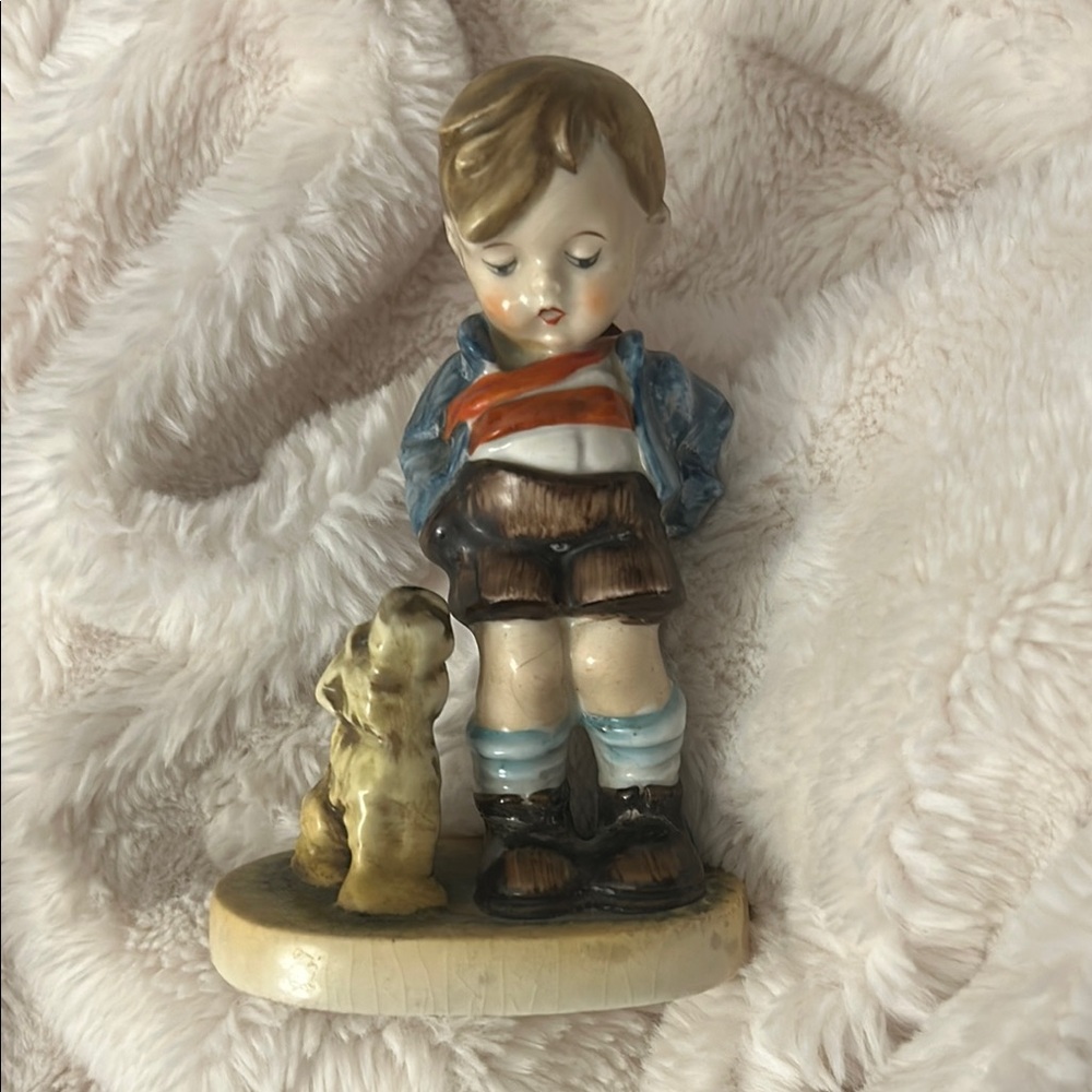 Brown and Blue Decor Accents Figurine